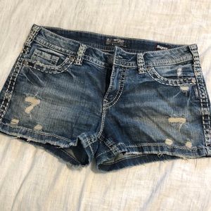 Silver Aiko Mid Short